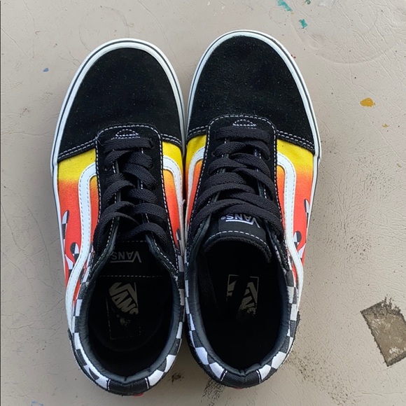 heelys that look like vans